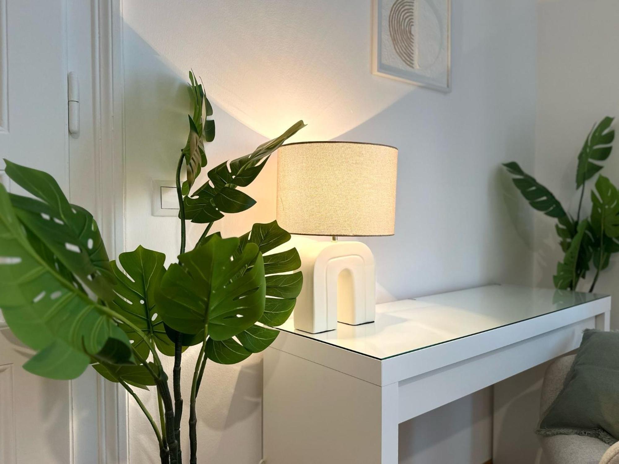 Designer Apartment Near Main Station فيينا المظهر الخارجي الصورة