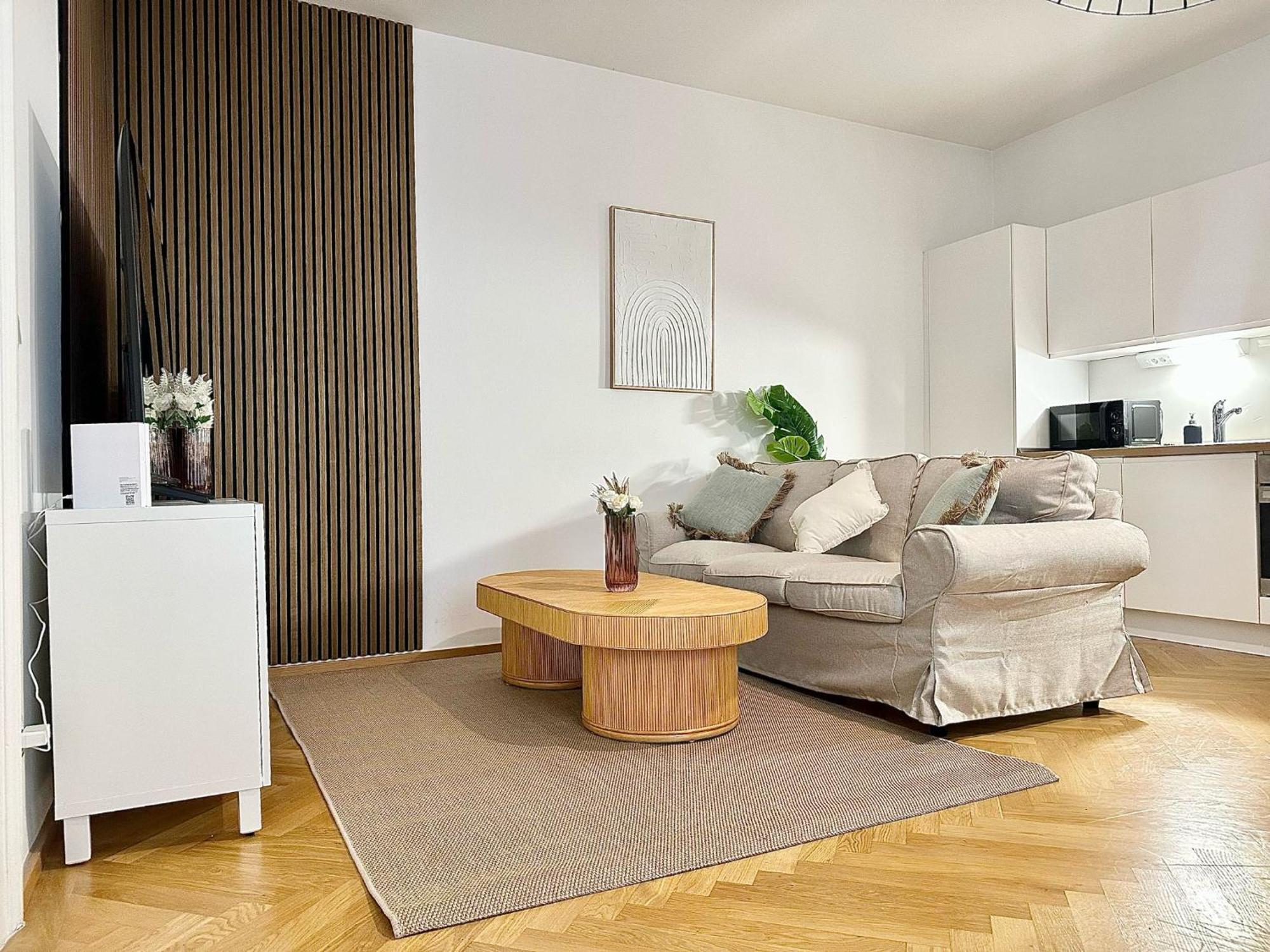 Designer Apartment Near Main Station فيينا المظهر الخارجي الصورة